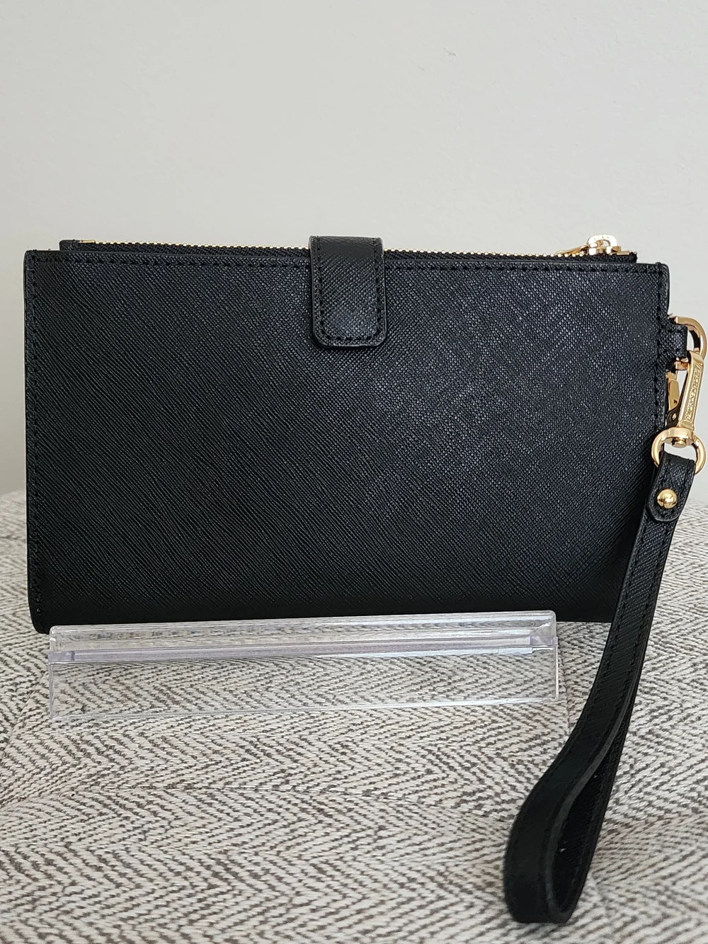 NWT MICHAEL KORS Black Double-Zip Leather Wristlet Fits Phone